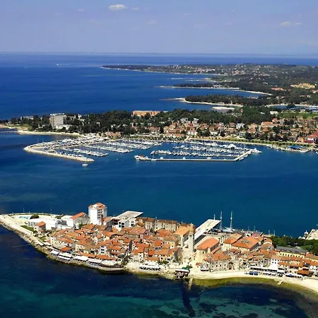 Charming In Near Umag Apartmán